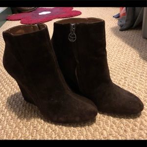 Brand new Sam Edelman suede booties